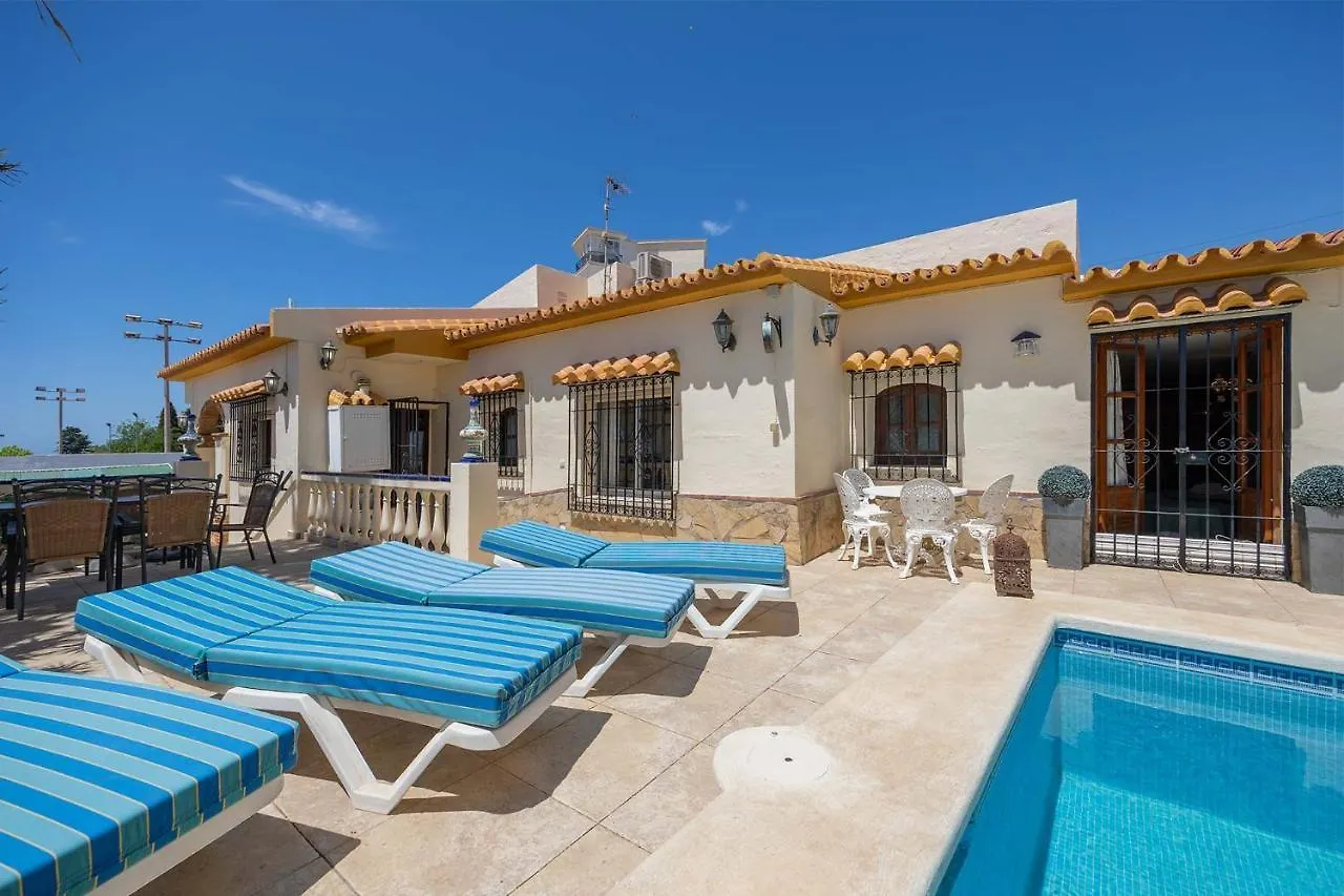 Villa De Alquiler Vacacional En Nerja Calle Solana Spagna