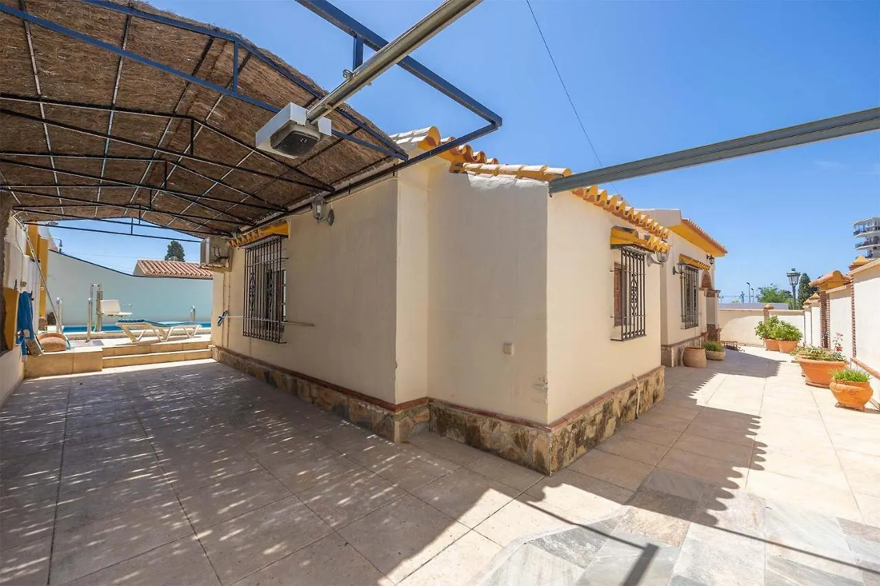 Holiday home Villa De Alquiler Vacacional En Nerja Calle Solana