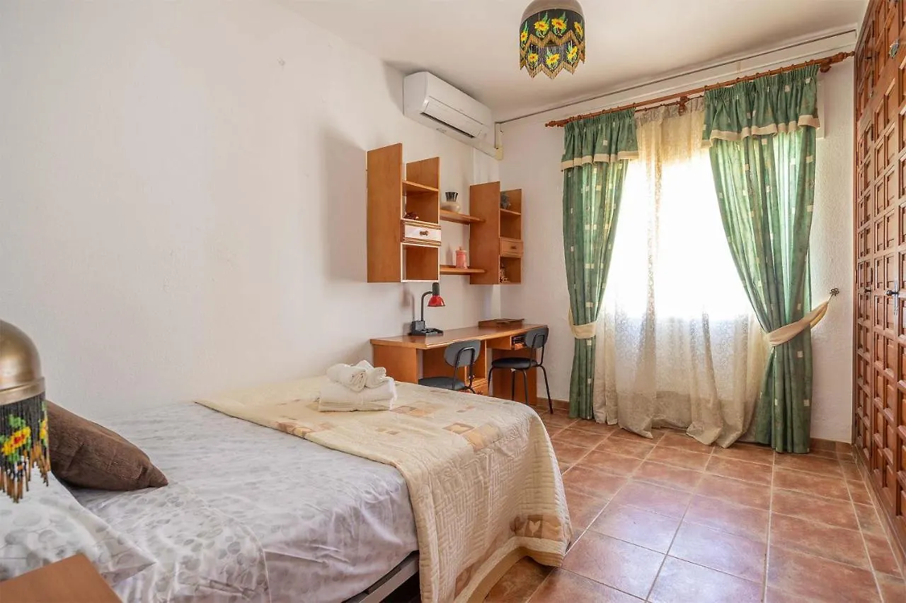 Holiday home Villa De Alquiler Vacacional En Nerja Calle Solana