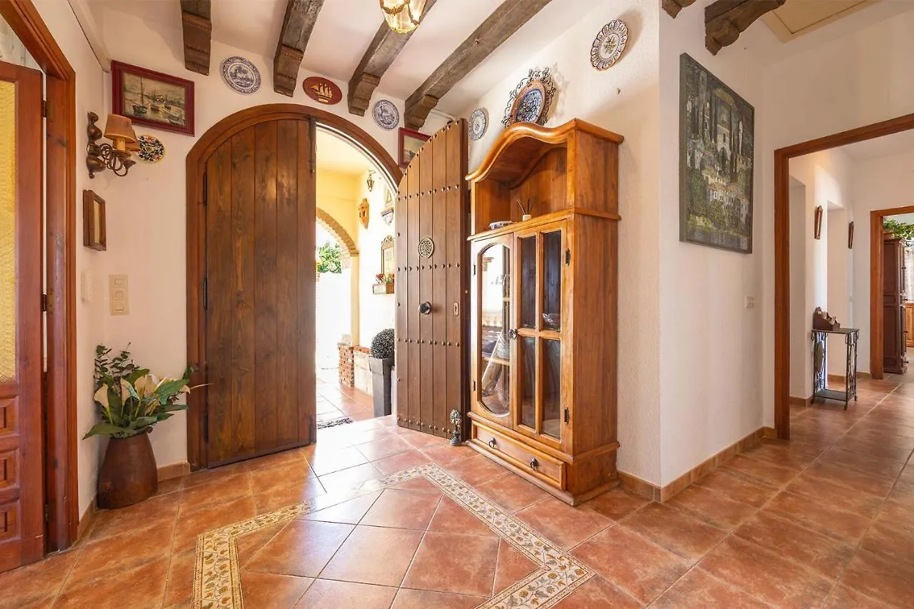 Holiday home Villa De Alquiler Vacacional En Nerja Calle Solana