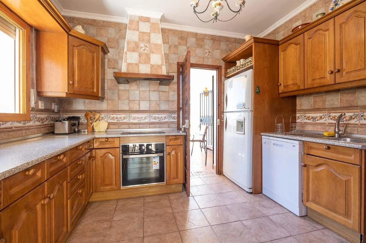 Villa De Alquiler Vacacional En Nerja Calle Solana Spain