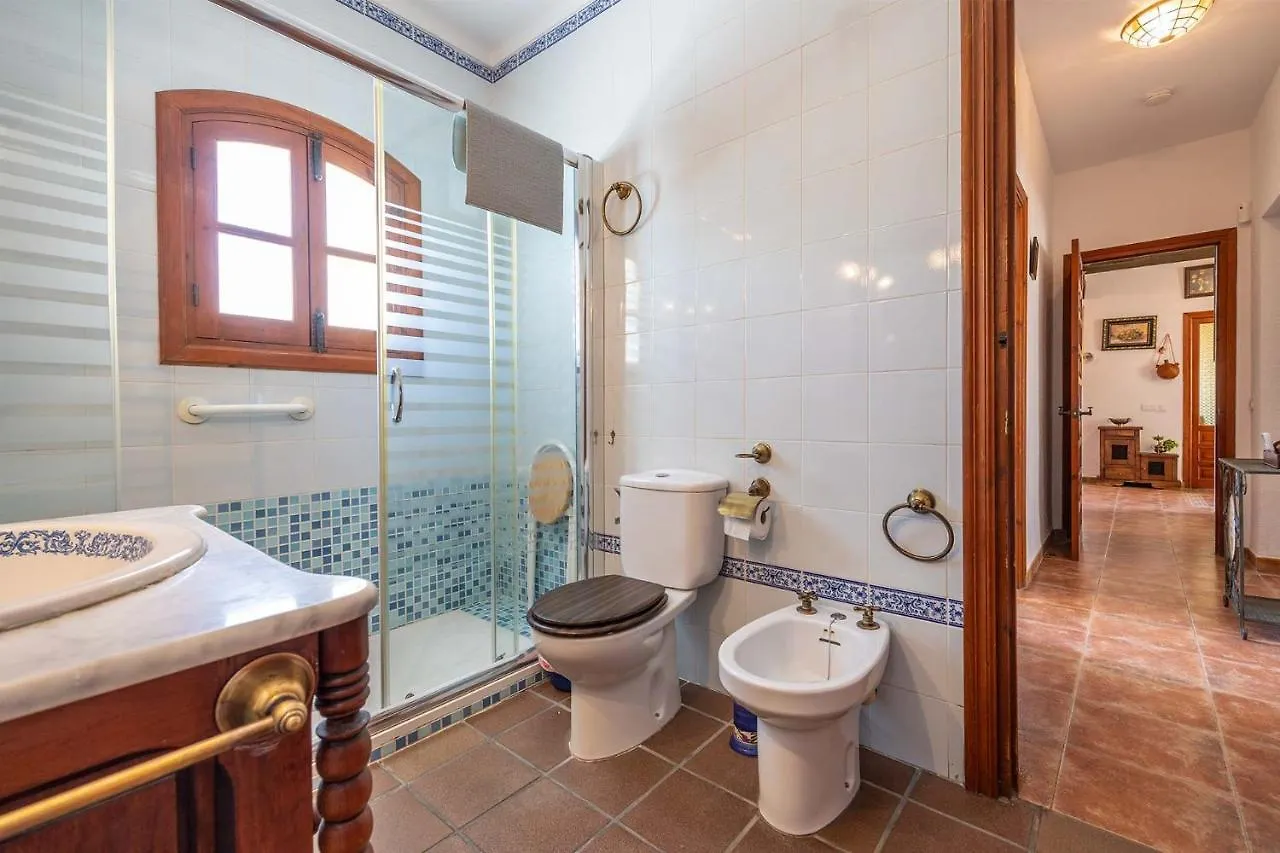 Villa De Alquiler Vacacional En Nerja Calle Solana Holiday home